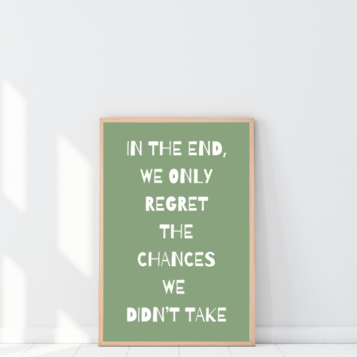 Inspirujący plakat typograficzny z cytatem o korzystaniu z szans - pomysł na oryginalny prezent dla przyjaciółki