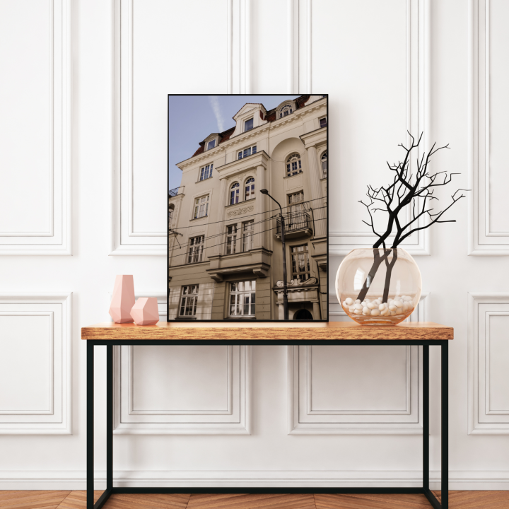 Minimalistyczny plakat do salonu dla fanki beżu – nowoczesna dekoracja ścienna, idealna do jasnych, spokojnych i eleganckich wnętrz.