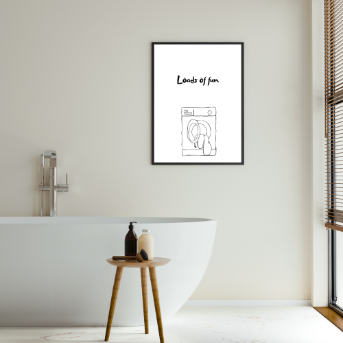 Minimalistyczny plakat do pralni – humorystyczna grafika pralki Loads of fun na ścianę