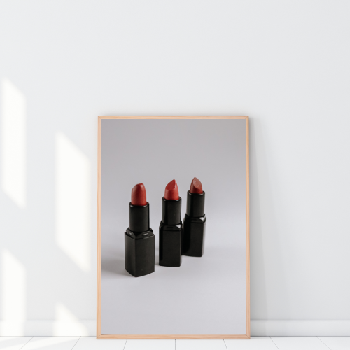Odmień swój kącik beauty – nowoczesny plakat na ścianę, który nadaje wnętrzu styl i elegancję