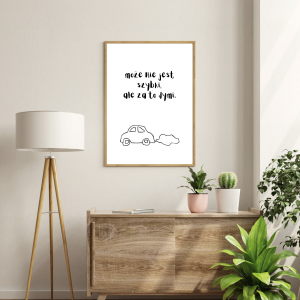 Minimalistyczny plakat ze śmiesznym napisem o aucie, które nie jest szybkie, ale z to dymi